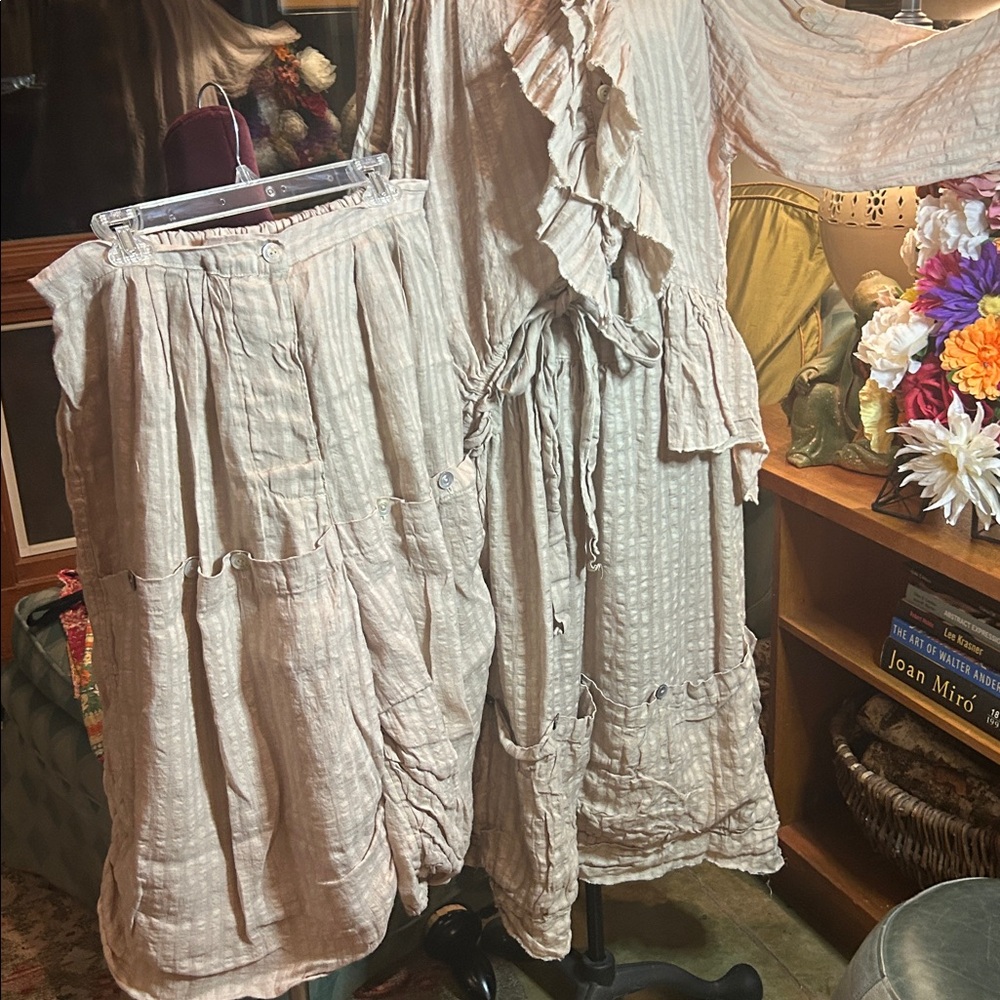 Magnolia Pearl  3  piece Striped Bloomers ,Skirt and Jacket ensemble CA #12 - Picture 7 of 16